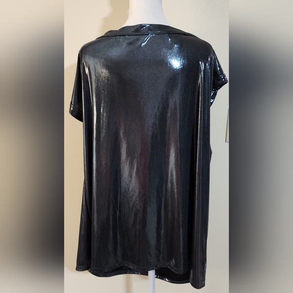 Liquid Shine Top Women's Size 2 (18/20) - Picture 5 of 9
